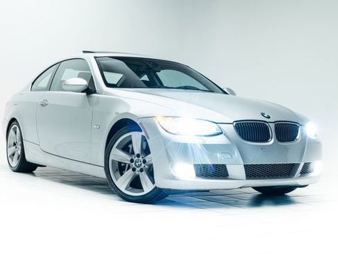 Used 2008 BMW 335i Coupe w/ Premium Pkg image 5