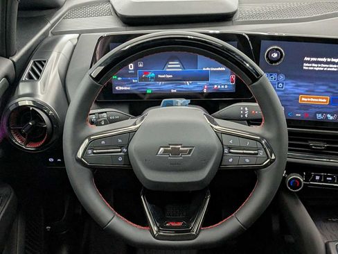 New 2026 Chevrolet Equinox EV RS image 24