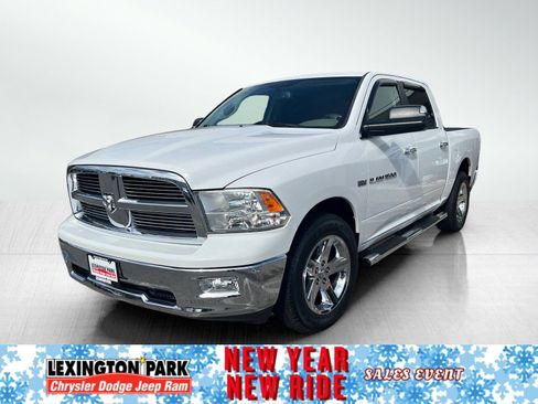 Used 2012 RAM 1500 Big Horn w/ Luxury Group image 2