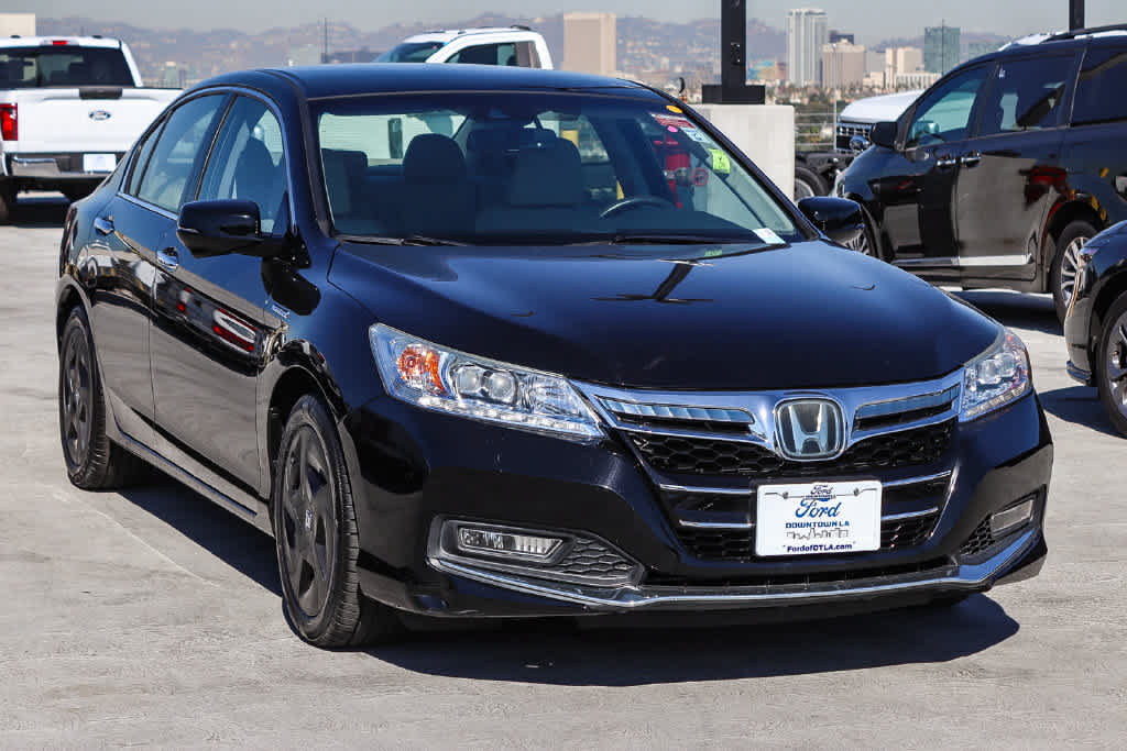 Used 2014 Honda Accord Plug-In Sedan image 3