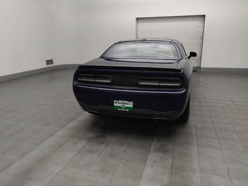 Used 2015 Dodge Challenger SXT w/ Super Sport Group (SS/T) RWD image 7
