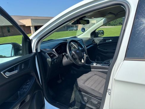 Used 2022 Ford Edge SE AWD/4WD image 5