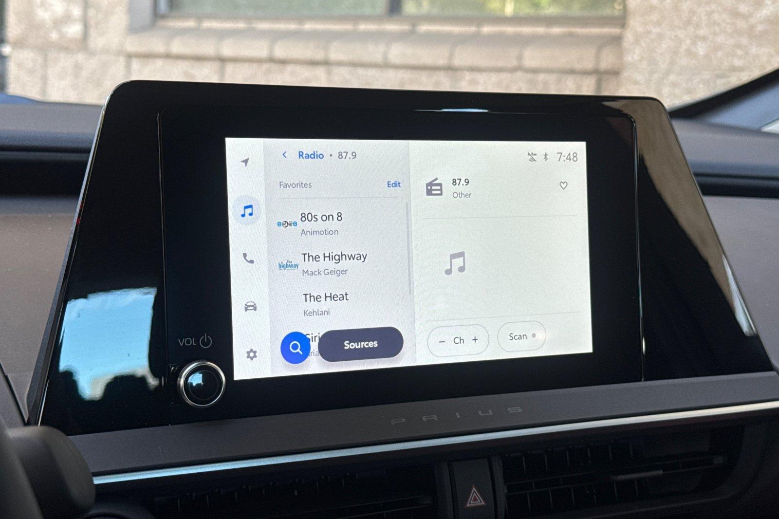 New 2027 Toyota Prius Plug-In Hybrid FWD image 19