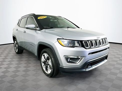 Certified 2021 Jeep Compass Limited AWD/4WD image 2