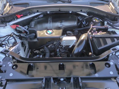 Used 2017 BMW X3 xDrive28i image 21