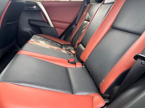 Used 2013 Toyota RAV4 Limited FWD image 13