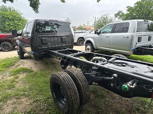 New 2026 RAM 5500 Tradesman AWD/4WD image 7