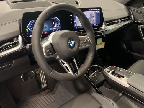 Used 2026 BMW X2 xDrive28i AWD/4WD image 13