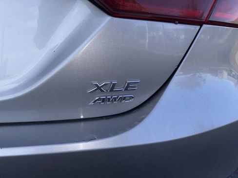 Certified 2020 Toyota Camry XLE image 21