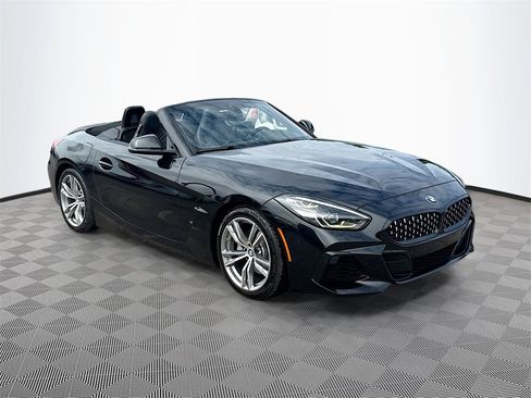 Used 2019 BMW Z4 sDrive30i w/ M Sport Package image 4
