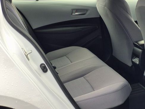 Used 2024 Toyota Corolla SE image 19