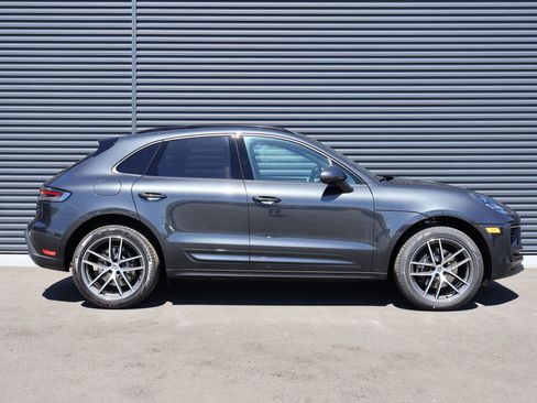 New 2026 Porsche Macan AWD/4WD image 8