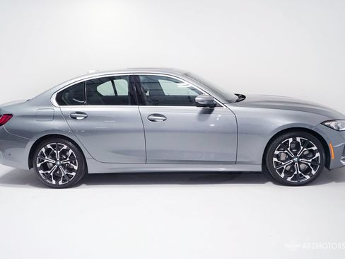 Used 2025 BMW 330i Sedan RWD image 3