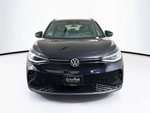 Used 2023 Volkswagen ID.4 Pro image 2