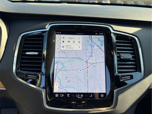 Used 2023 Volvo XC90 B5 Plus Bright image 31