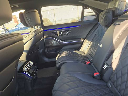 Used 2024 Mercedes-Benz S 580 4MATIC Sedan image 16