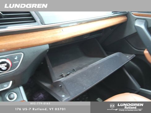 Used 2023 Audi Q5 2.0T Premium w/ Convenience Package AWD/4WD image 24