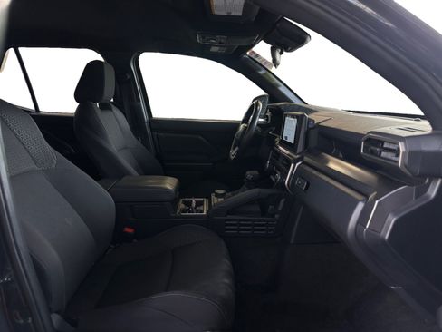 Used 2025 Toyota 4Runner SR5 RWD image 15