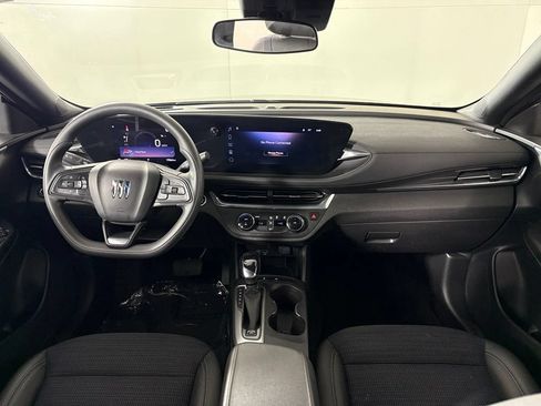 Used 2026 Buick Envista Preferred FWD image 39
