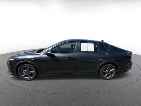Used 2026 Kia K4 FWD image 8