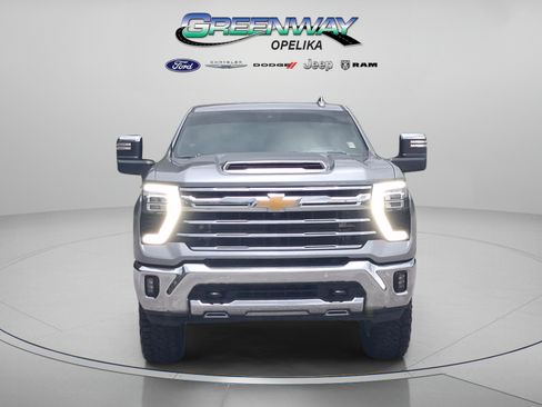 Used 2024 Chevrolet Silverado 2500 LTZ w/ LTZ Premium Package AWD/4WD image 2