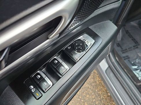 Used 2025 Kia Telluride S image 24