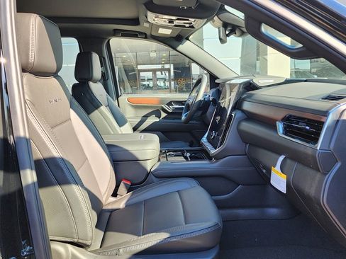 New 2026 GMC Yukon Denali w/ Sun & Power Step Package image 45