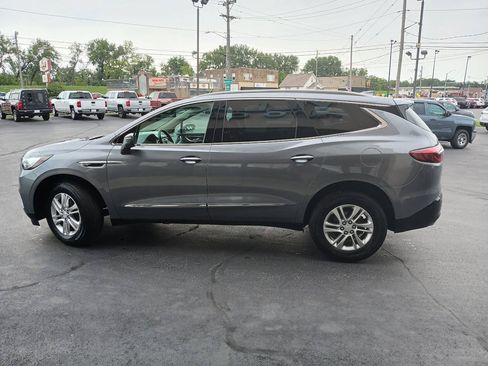 Used 2018 Buick Enclave Essence FWD image 12