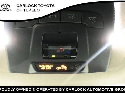 Used 2026 Toyota Corolla LE FWD image 32