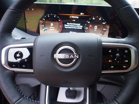 New 2026 Nissan Armada SL w/ Captain's Chari Seat Package image 21