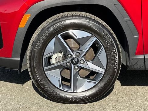 Certified 2025 Hyundai Tucson SEL AWD/4WD image 34