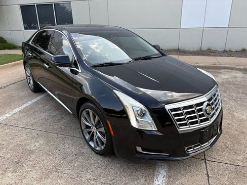 Used 2013 Cadillac XTS w/ Rear Seat Comfort Package FWD image 2