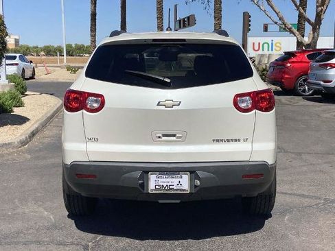 Used 2011 Chevrolet Traverse LT w/ Personal Connectivity Package FWD image 5