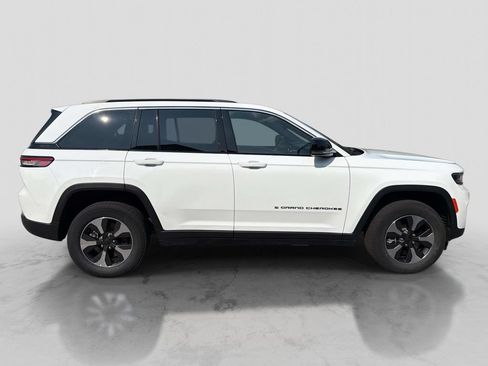 Used 2024 Jeep Grand Cherokee Limited 4xe AWD/4WD image 6