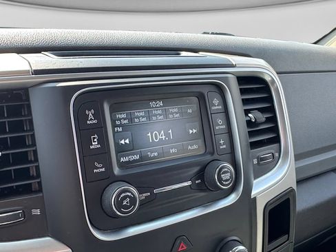 Used 2019 RAM 1500 Classic SLT AWD/4WD image 25