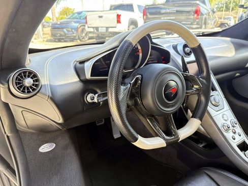 Used 2012 McLaren MP4-12C Coupe RWD image 14