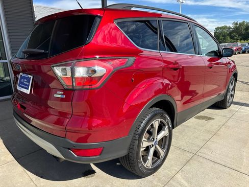 Certified 2017 Ford Escape SE w/ SE Leather Comfort Package AWD/4WD image 8