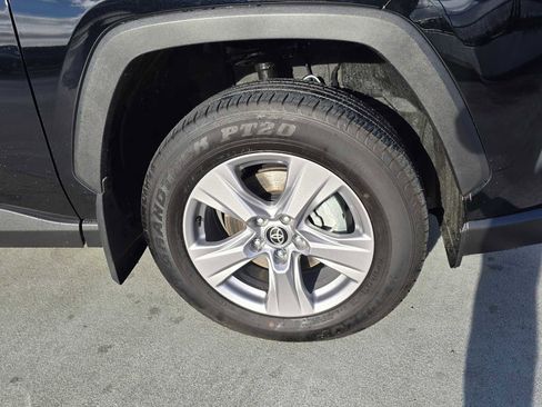 Used 2025 Toyota RAV4 XLE image 9