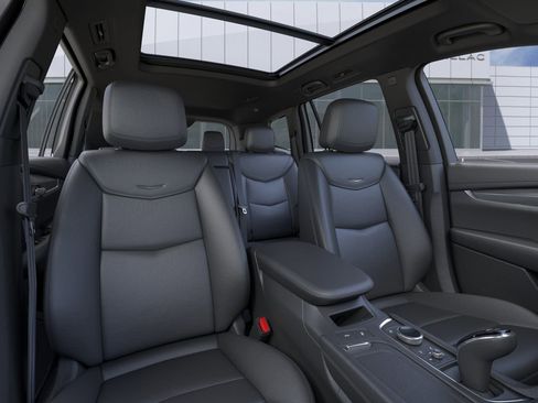 New 2025 Cadillac XT6 Luxury image 46