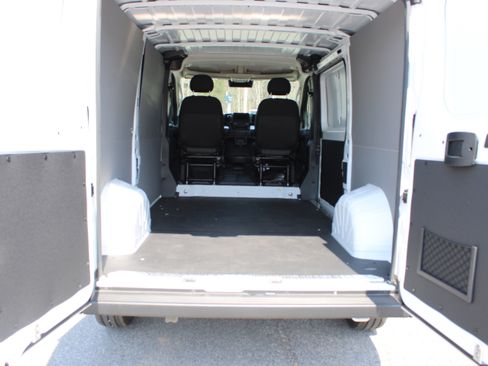 Used 2023 RAM ProMaster 1500 w/ Convenience Group image 9