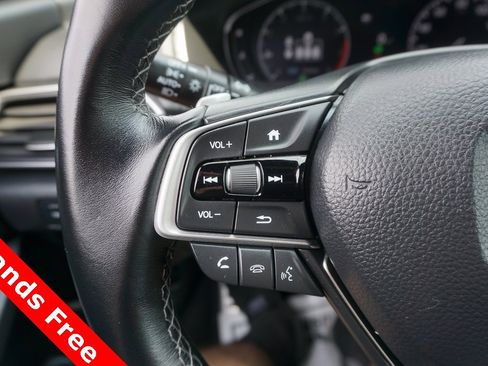 Used 2022 Honda Accord Sport image 4