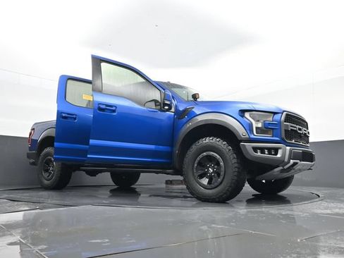 Used 2018 Ford F150 Raptor w/ Equipment Group 802A Luxury AWD/4WD image 34