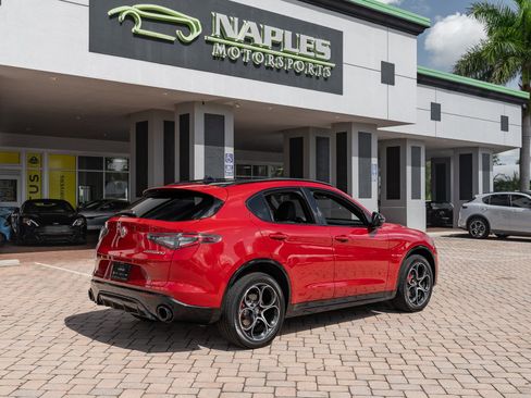 New 2024 Alfa Romeo Stelvio Veloce image 9