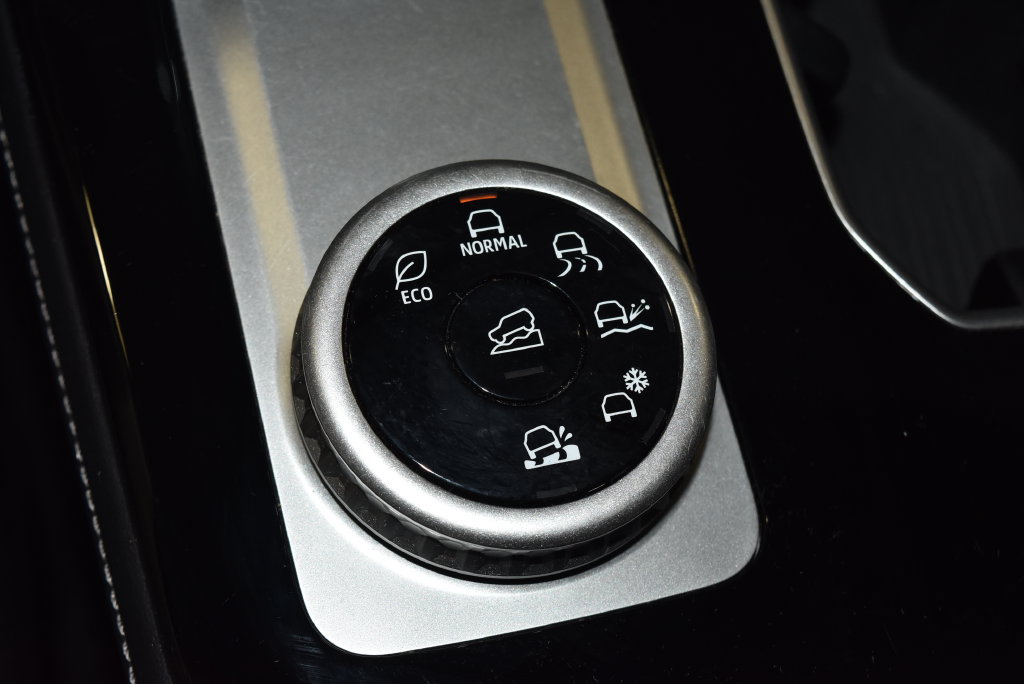 Used 2025 Mitsubishi Outlander SE AWD/4WD image 18