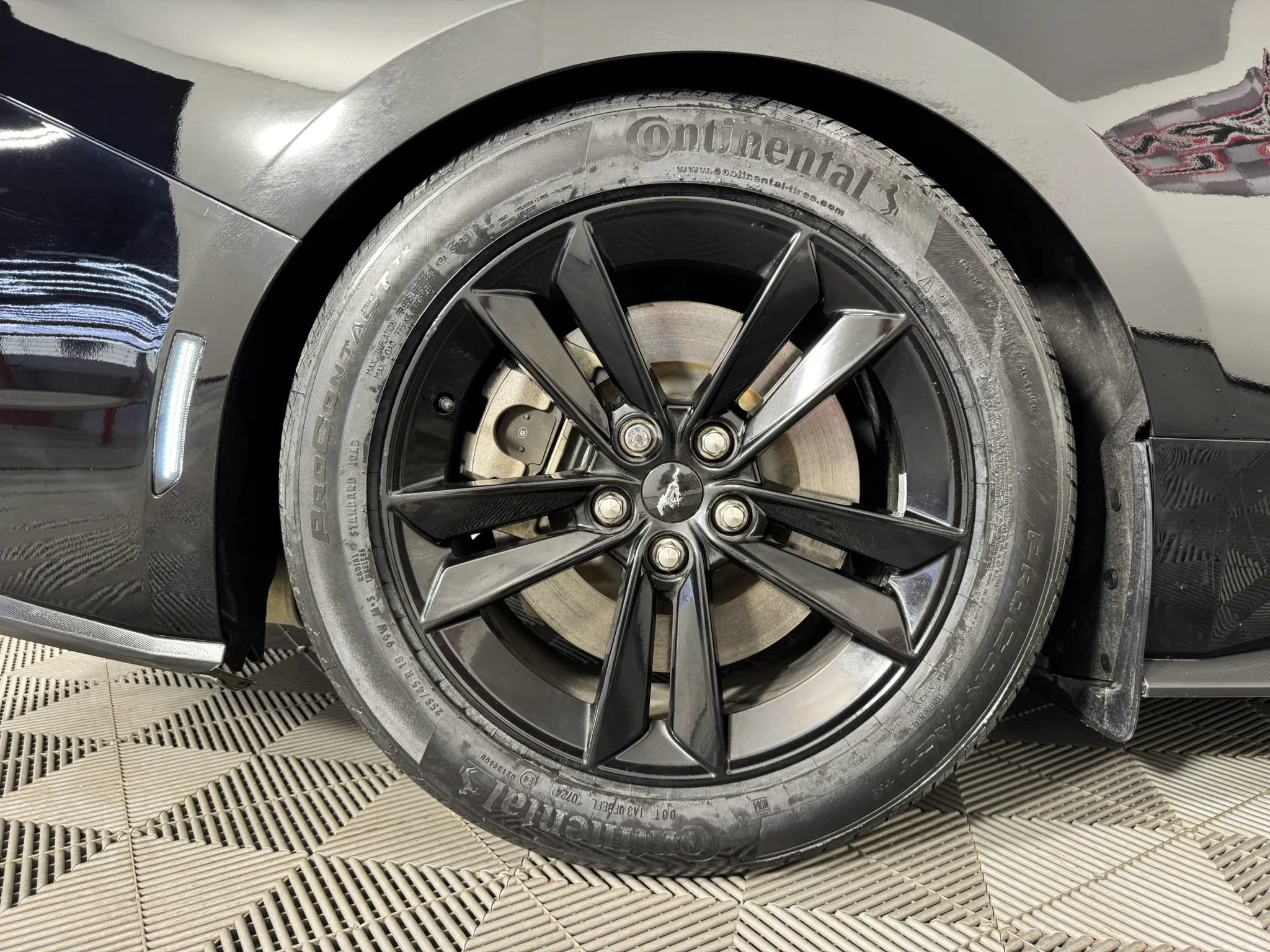 Used 2025 Ford Mustang GT RWD image 37