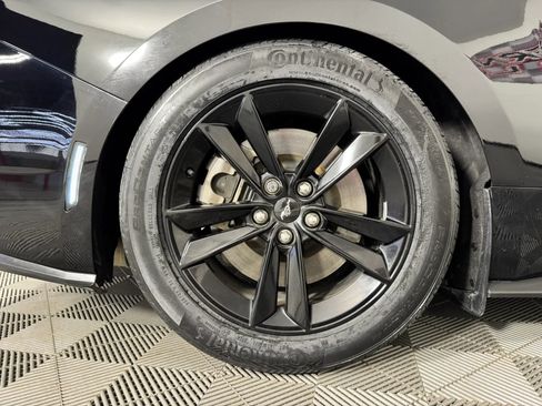 Used 2025 Ford Mustang GT RWD image 37