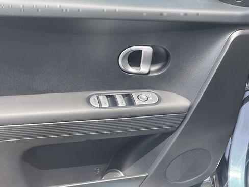 Certified 2024 Hyundai Ioniq 5 SE RWD image 17