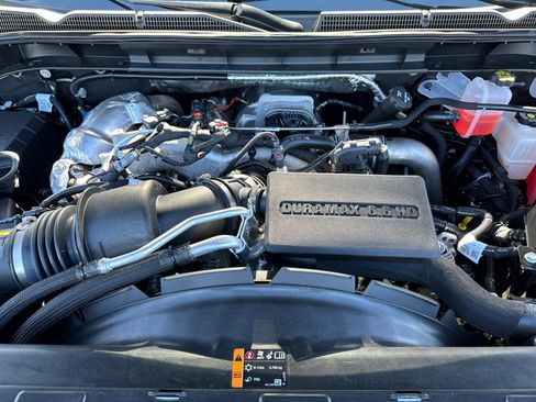 New 2026 GMC Sierra 2500 AT4 w/ AT4 Premium Plus Package image 10