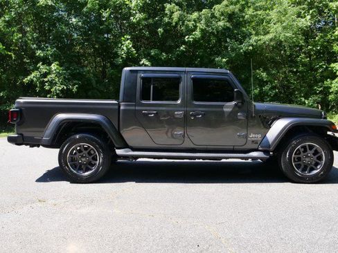 Used 2022 Jeep Gladiator Overland w/ Popular Equipment Package AWD/4WD image 43