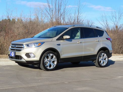 Used 2018 Ford Escape Titanium w/ Ford Safe & Smart Package image 24